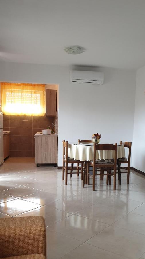 Apartman Lena PUY 외부 사진