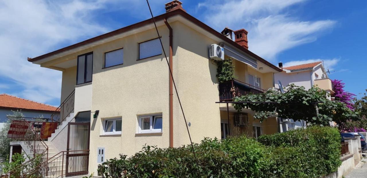 Apartman Lena PUY 외부 사진